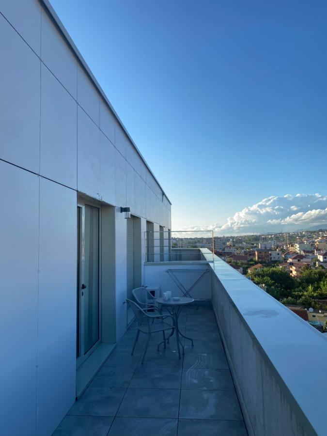 Luxury Rooftop 23 Bed & Breakfast